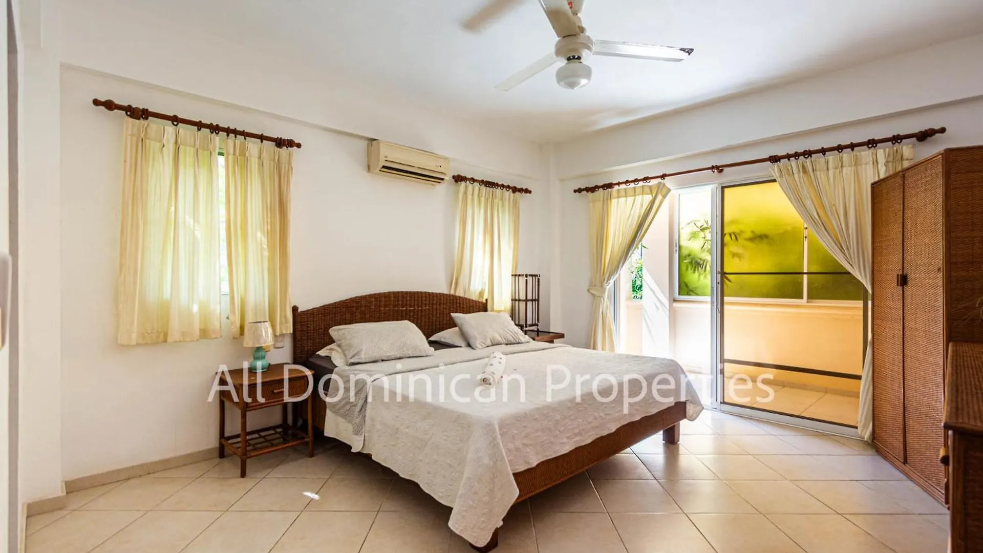 Alicia Beach, Hispaniola Sol, Guest Friendly! Sosua