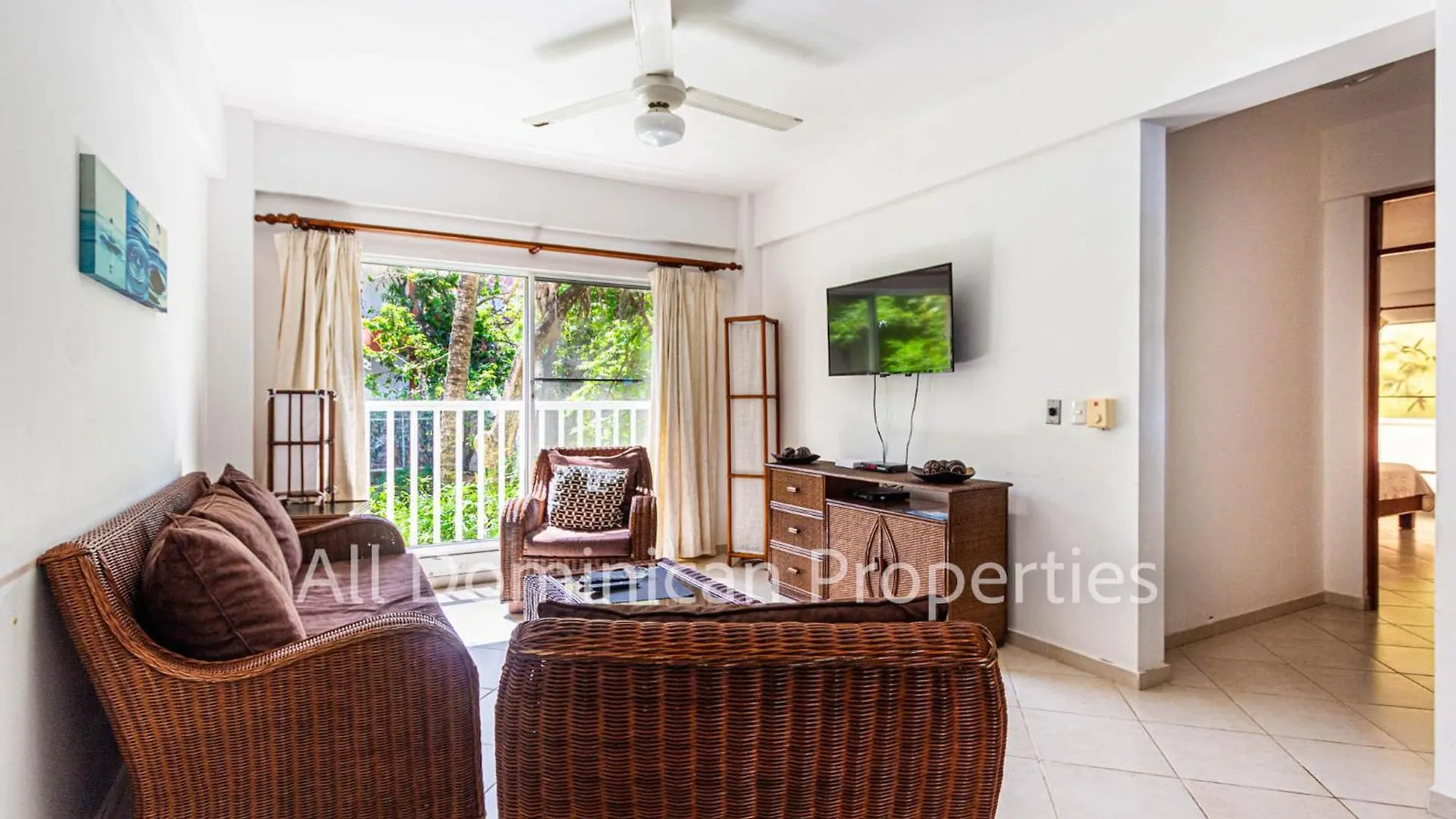 Alicia Beach, Hispaniola Sol, Guest Friendly! Sosua Apartment